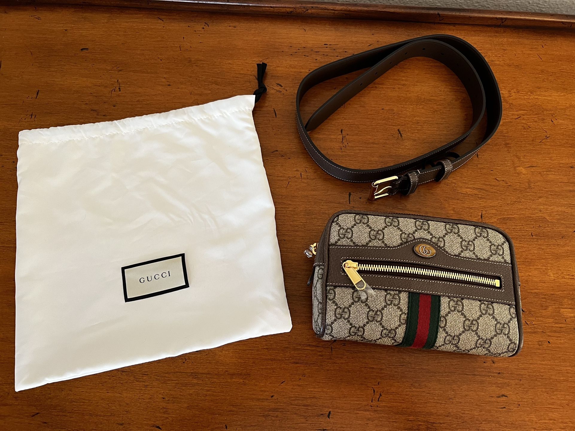 Gucci Belt Bag- Like New!