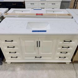 Brand New 60 in. W x 22 in. D Single Sink Bath Vanity in White with White Top $879 