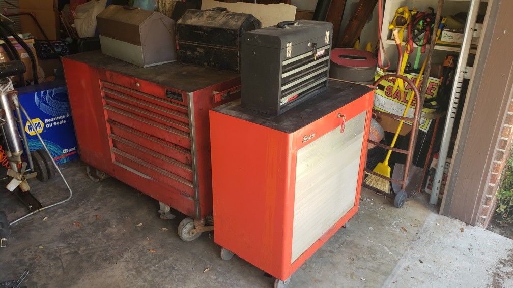 1960's SNAP ON Airport TOOLBOX Cart & Rollup TOOLBOX