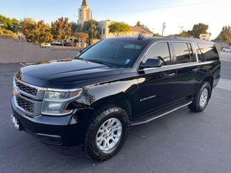 2017 Chevrolet Suburban LT‼️
