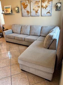 DELIVERY AVAILABLE 🚛 Beautiful Beige sectional couch from Ashley furniture
