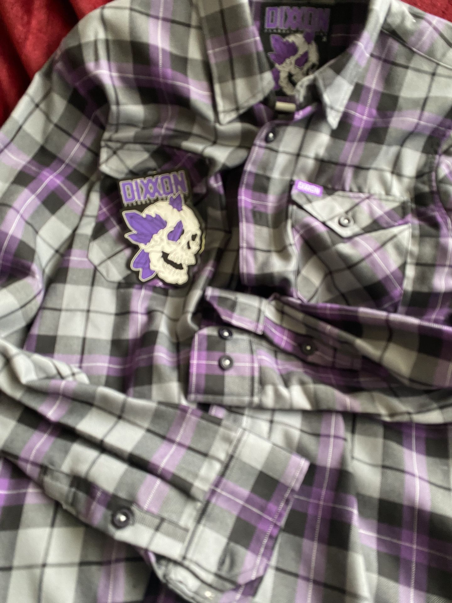BRAND NEW DIXXON FLANNEL SZ. S
