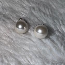 Gorgeous Sterling 8mm South Sea Pearl Stud Earrings