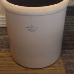 10 GALLON CROWN CROCK 