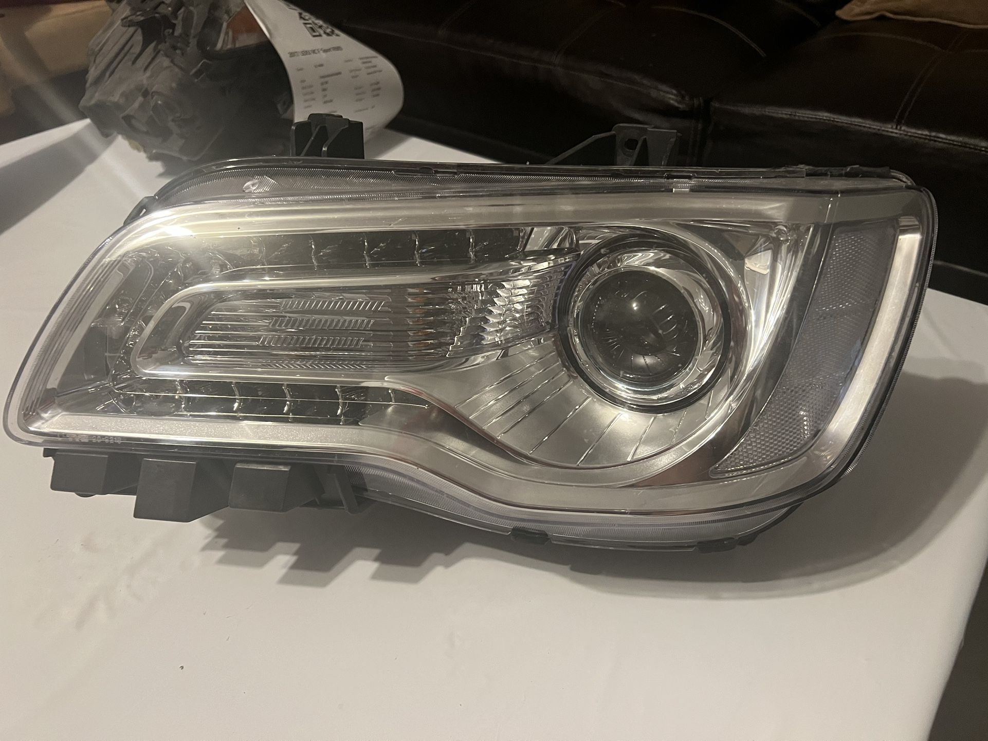 OEM Chrysler 300 DRIVER side headlight 2016-2018