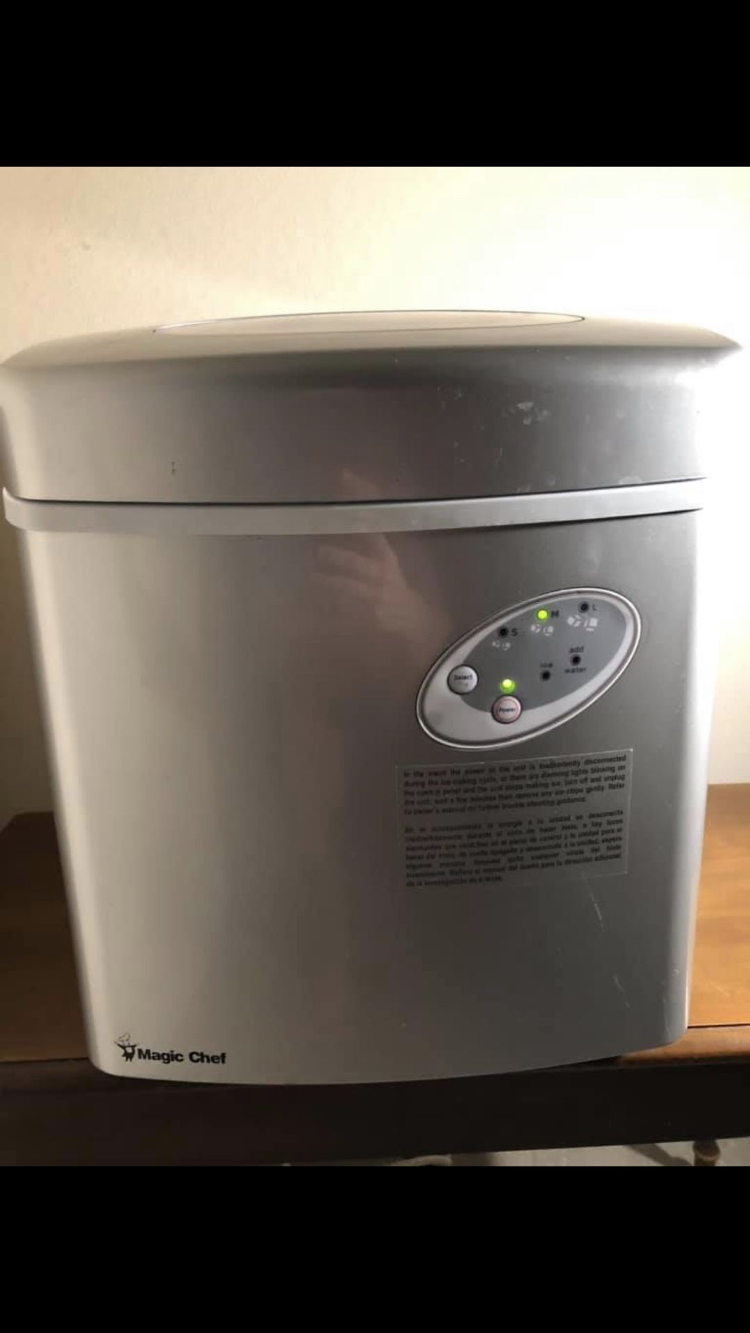 Magic Chef Ice Maker Model MCIM30TS