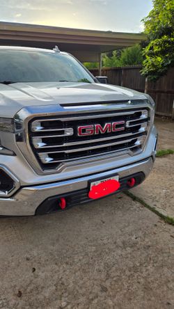 GMC Sierra Grille