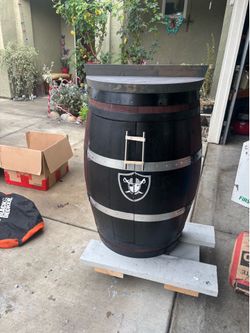 Wine barrel design