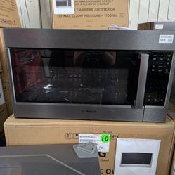 Bosch 800 Series HMV8044U
30 Inch Over the Range Microwave
