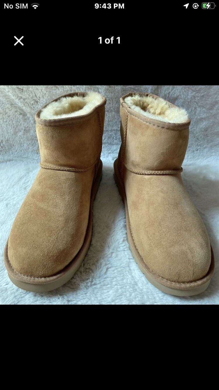 Tan Color Boots  ( WANT GONE ) 