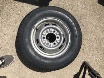 Spare Toyo radial tire, 6 lug