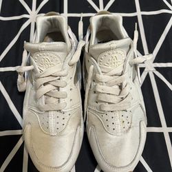 Huarache Nike White Sneakers