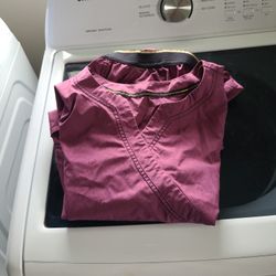 SCRUBS LG PANTS  XLG TOP