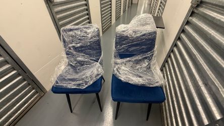 Two Chairs and table  OFFER SALE