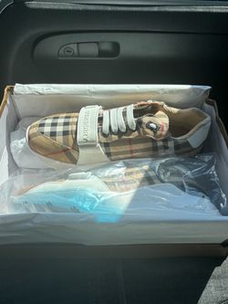 Burberry shoes