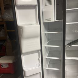 Side By Side Samsung Refrigerator 