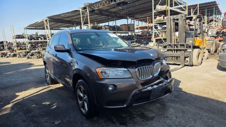 2010 BMW X3 PARTING OUT PARTS FOR SALE PARTES
