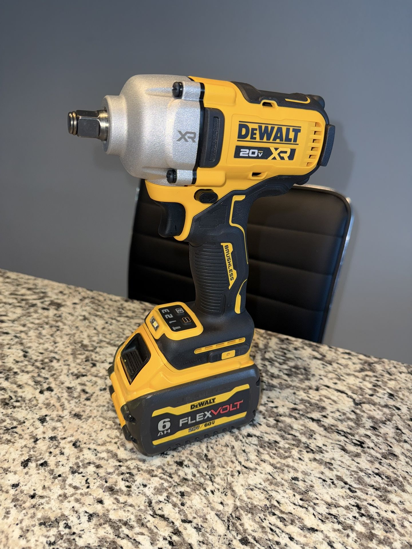 Dewalt impact With Battery. 20V XR