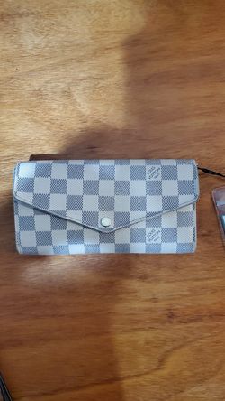 LOUIS VUITTON WALLET