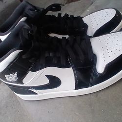 Nike Air Jordan 1 Mid SE All-Star Carbon Fiber Black White Panda