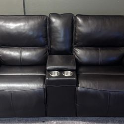 Leather Recliner Loveseat! 