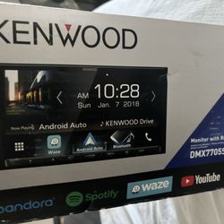 Kenwood  Monitor With The Receiver