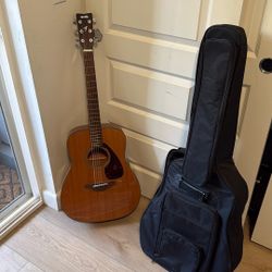 yamaha fg700s guitar