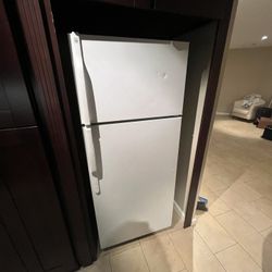 General Electric Refrigerator 