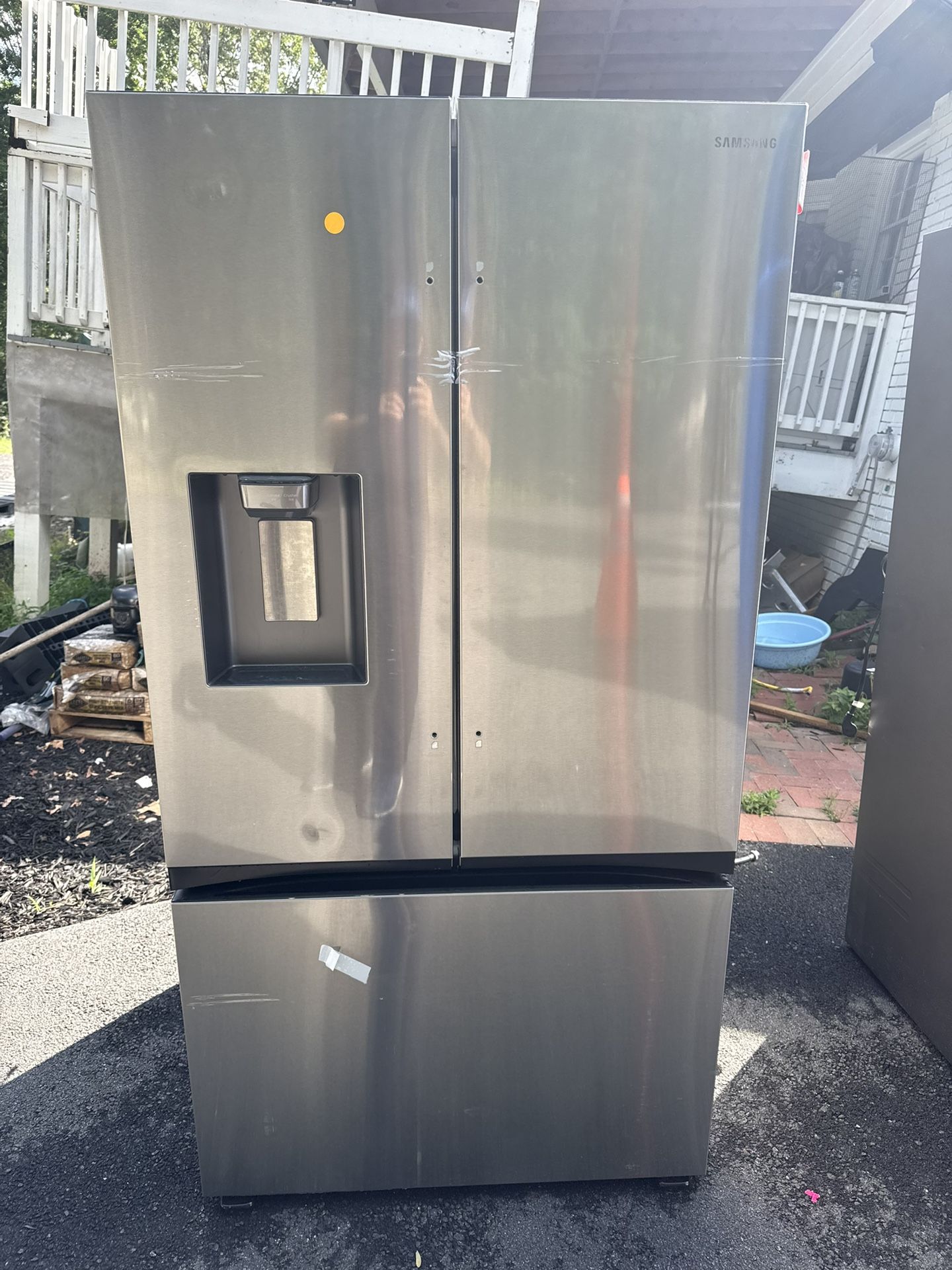 Like New Samsung Refrigerator $799