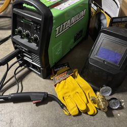 Titanium Unlimited 140 Welder