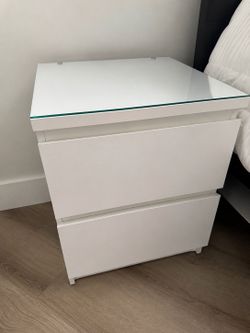2 nightstand with glass