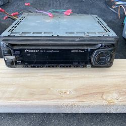 Pioneer Den 10 Super Tuner/cd Player Looks To Be In Good Shape