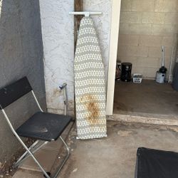 Free Iron Table 