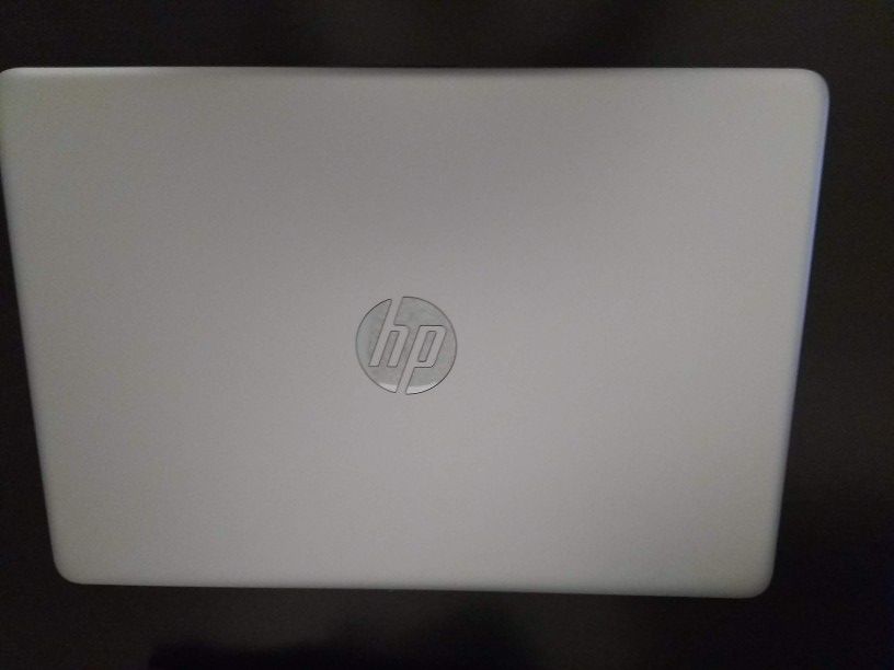 HP Notebook - 14" Laptop Core i3-8130U, 2.2 GHz, 8GB RAM, 128GB SSD