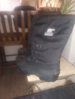 Men's Size 9 Tall Cyril Waterproof Snow Boots / Rain Boots C Description