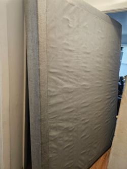 Box spring Queen