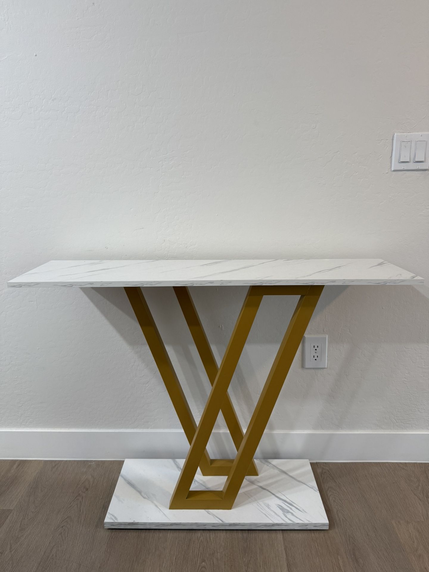 Entryway / Console Table