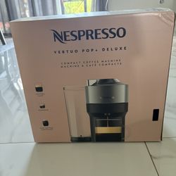 Nespresso Vertuo Pop + Deluxe