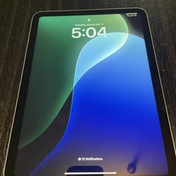 128GB iPad A16 and ApplePencil