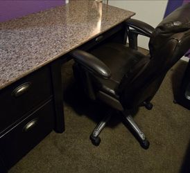 Office desk and Office chair