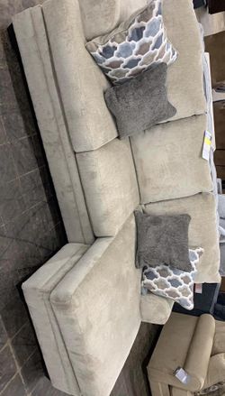 Dorsten Sisal Reversible Sofa Chaise - Living Room Set -Couch