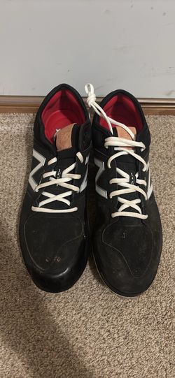 Metal Baseball Cleats