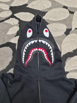 Bape hoodie shark black color size Large