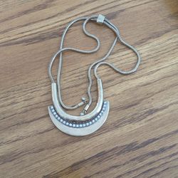 Chloe + Isabel Capri Convertible Pendant  Necklace Brushed Gold Tone Adjustable