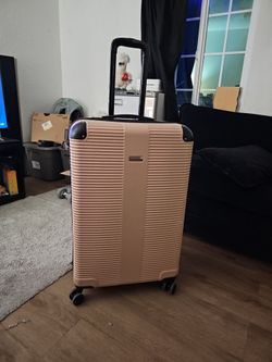 Suit case