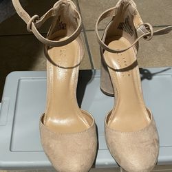 Lauren Conrad Heels 6.5