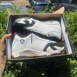 Jordan 14 “black Toe” Retro