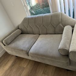 Couch (Loveseats)