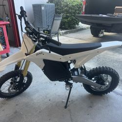 Electric Dirt Bike