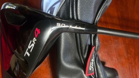Titleist driver tsr4 9.0° with black Tensei Shaft